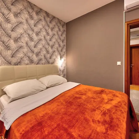 Pensjonat Pansion Nur 3*