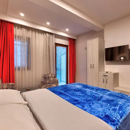 Pensjonat Pansion Nur 3*