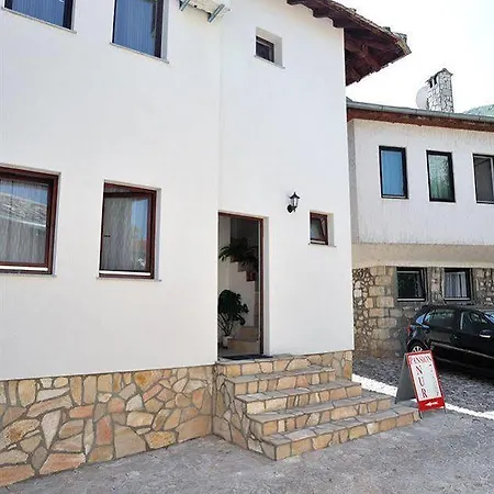Pansion Nur Guest house 3*