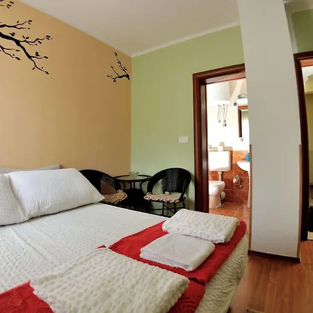 Pansion Nur בית הארחה 3*