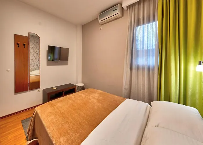 Guest house Pansion Nur