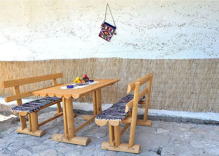 パンション ヌール ゲストハウス 3*