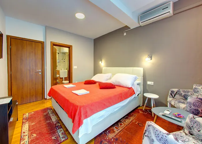 パンション ヌール 3* モスタル