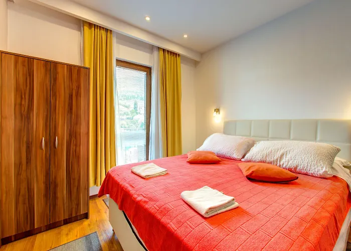 ゲストハウス パンション ヌール