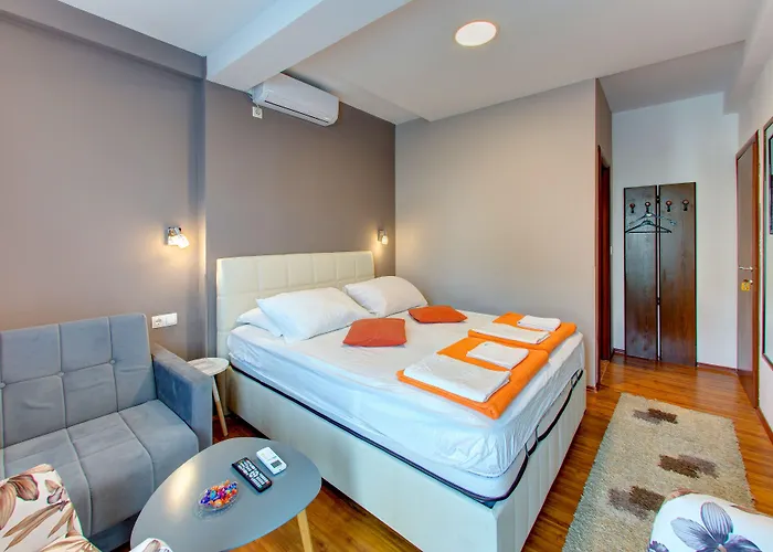 Guest house Pansion Nur