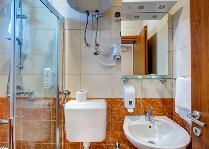 パンション ヌール ゲストハウス