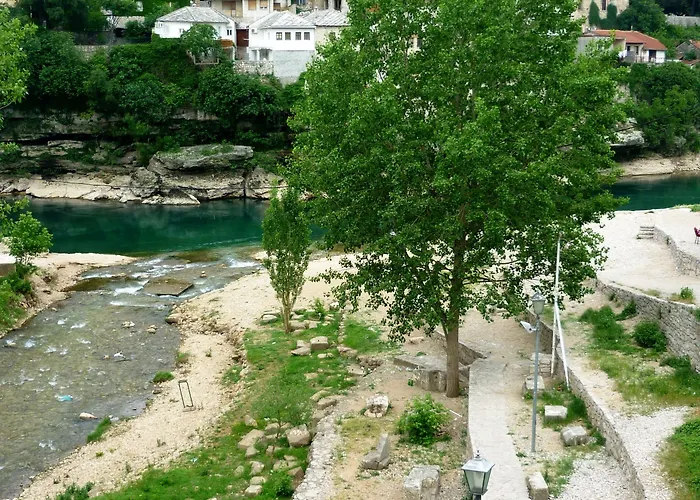 パンション ヌール ゲストハウス