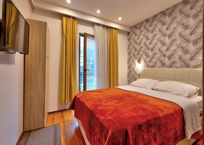 Pansion Nur 3* Mostar