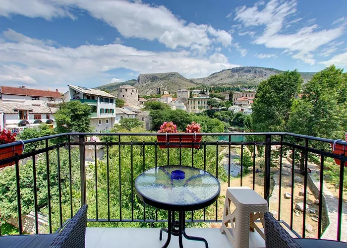 パンション ヌール モスタル