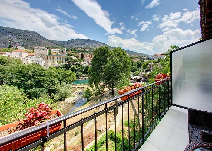 Guest house Pansion Nur 3*