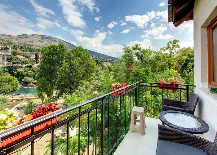 パンション ヌール ゲストハウス