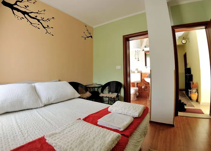 Pansion Nur Guest house 3*