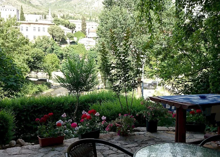 Pansion Nur Guest house 3*